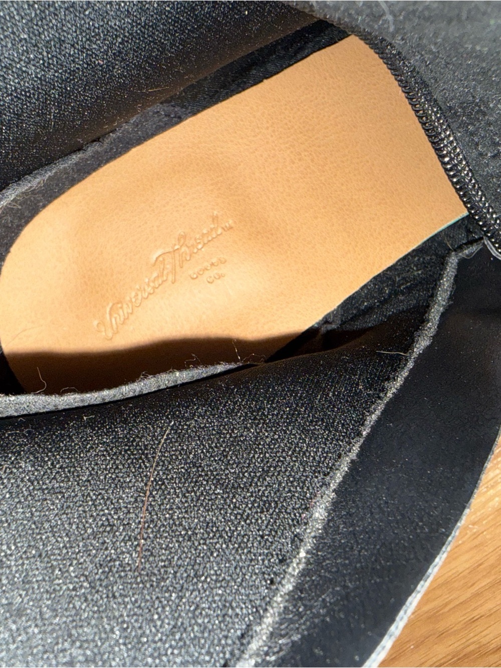 Universal Thread Boots - Picture 5 of 5